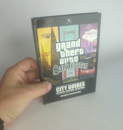Grant theft auto San Andreas + CD city guides
