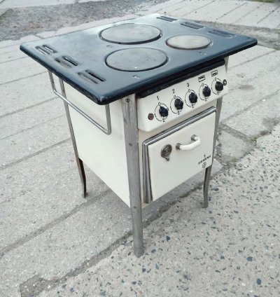 Stary elektrický sporák Siemens