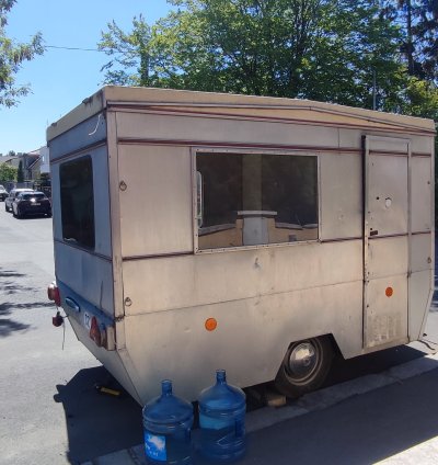 Malý karavan